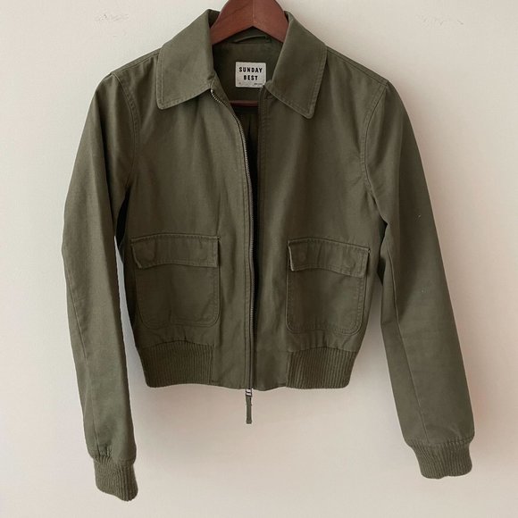 Aritzia Sunday Best Ainsley Bomber Jacket size XS - Picture 1 of 10